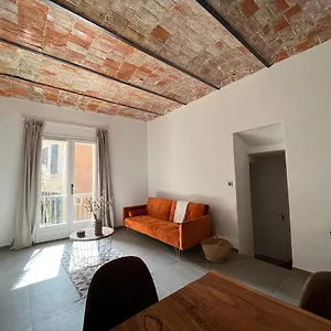 - Au Coeur Du Village Appartement Les Vans